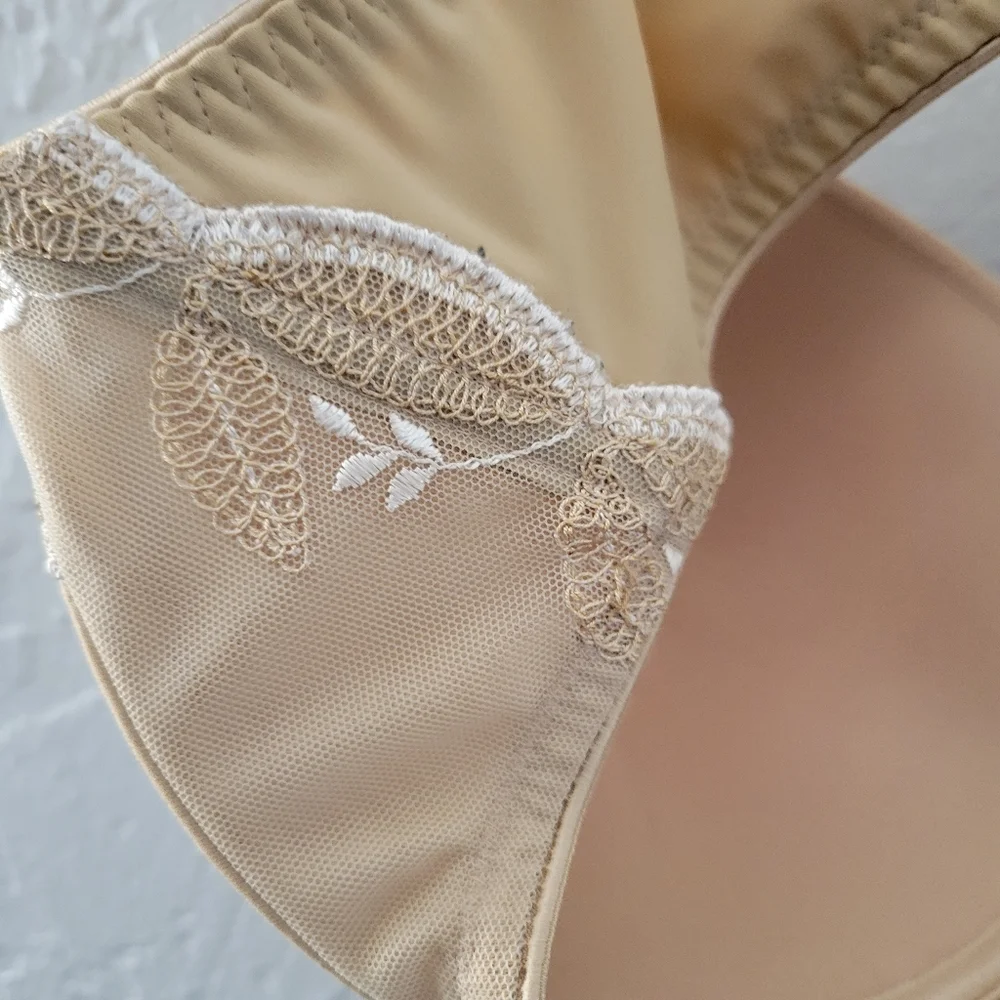 Chantelle 40 DD Bra